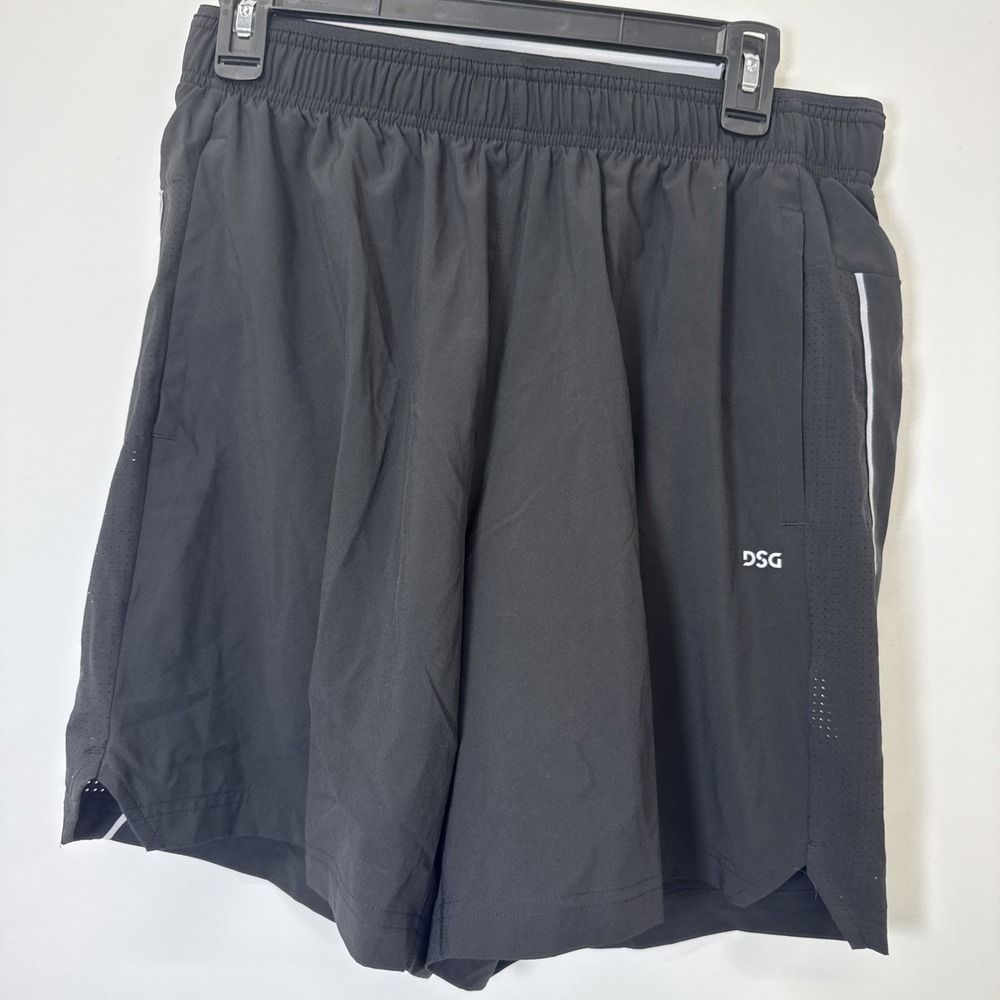 DSG Men's Stride Run Shorts 7" Athletic Fit Black  Built In Brief Size Medium